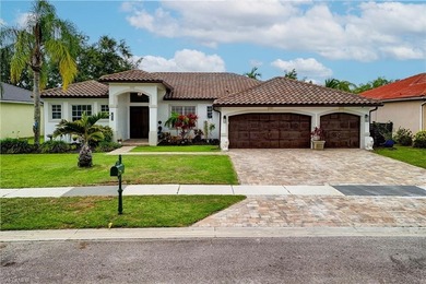 IMPACT WINDOWS - 3-CAR GARAGE - FENCED YARD WITH HOT TUB! - photo 7