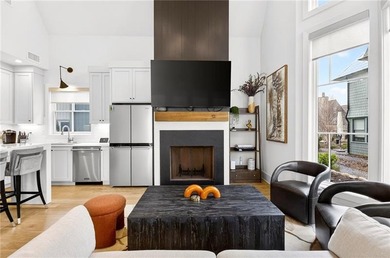 Set within the award-winning Trilith community, this - photo 3