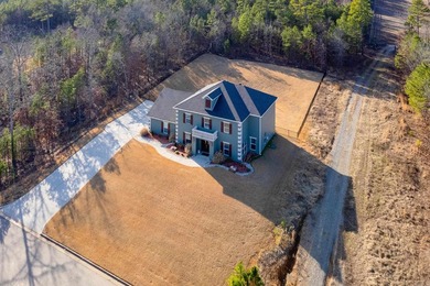 Beautiful like new construction custom built home in Waterview - photo 45