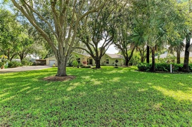 (private lake, pond, creek) Home For Sale in Bradenton Florida