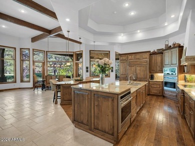 Fully Furnished Forest Highlands golf course estate, on a - photo 9