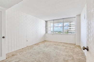 Renovator's delight - opportunity to own in the beautiful - photo 11