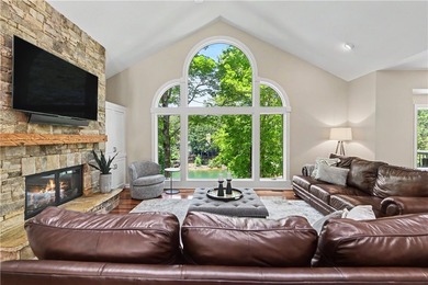 Experience The Keowee Life at 22 Mizzen Lane in Keowee Key, an - photo 11