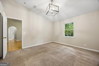 Welcome home to this well-maintained 3-bedroom, 2-bath residence - photo 14