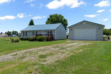 Cozy Cute Lake Home With New Dock!! - photo 2