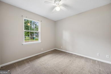 Welcome home to this well-maintained 3-bedroom, 2-bath residence - photo 17