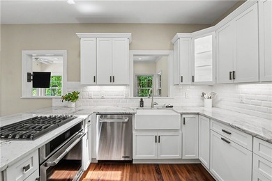 Experience The Keowee Life at 22 Mizzen Lane in Keowee Key, an - photo 20