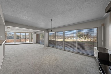 Welcome to the Grand Guadalupe Condominiums! This one-of-a-kind - photo 7