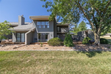 Lake Condo For Sale in Innsbrook, Missouri