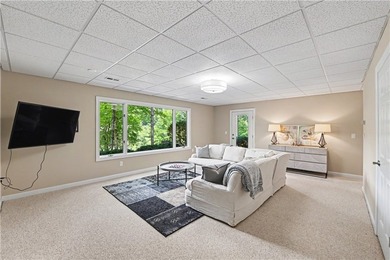 Experience The Keowee Life at 22 Mizzen Lane in Keowee Key, an - photo 36
