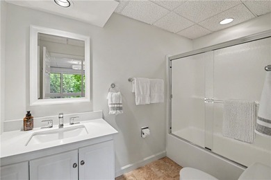 Experience The Keowee Life at 22 Mizzen Lane in Keowee Key, an - photo 42