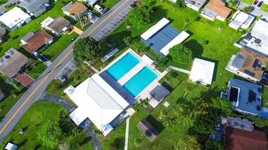 ALL AGES welcomed to this waterfront 2-bedroom, 2-bath home with - photo 4