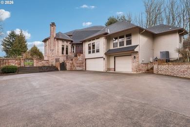 Grand double-door entry with sidelites and radius transom opens - photo 4