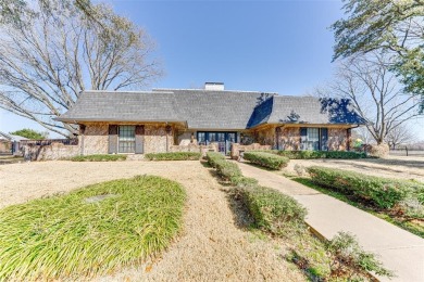 Lake Home For Sale in Ennis, Texas