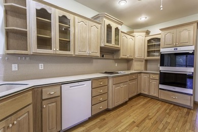 Custom-built brick golf-course home on 17th fairway of South - photo 5
