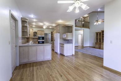 Custom-built brick golf-course home on 17th fairway of South - photo 8