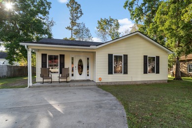 Lake Moultrie Home Active Under Contract in Moncks Corner South Carolina