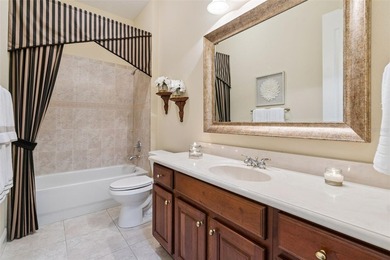 PRICED TO SELL!!This Custom-Built builder's 1 story home of 4 - photo 34