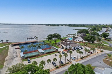 Beautiful 2BR/2BA home located in a highly desirable - photo 38