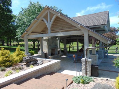 man made lake east of stables, indoor riding arena, large horse - photo 6