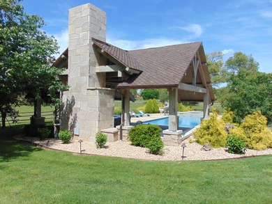 man made lake east of stables, indoor riding arena, large horse - photo 7