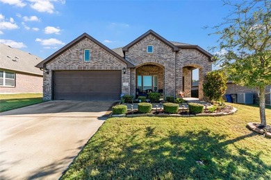 Lake Ray Hubbard Home For Sale in Lavon Texas