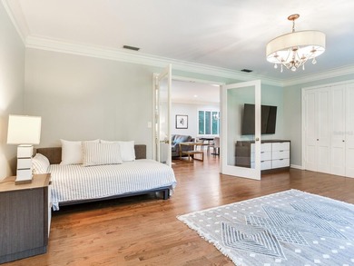 This is a perfect option for those who prefer not to live in a - photo 21
