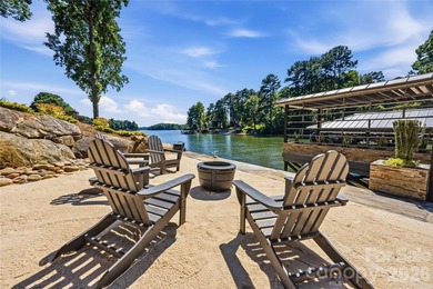 A masterpiece of modern waterfront architecture, Casa Luce is a - photo 41