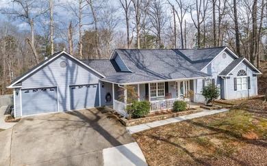 Coosawattee River Home For Sale in Ellijay Georgia