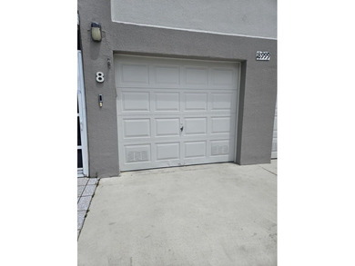 REDUCED! READY TO SELL! BESTLOCATION!! Corner unit w/garage on - photo 6