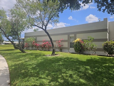 REDUCED! READY TO SELL! BESTLOCATION!! Corner unit w/garage on - photo 7