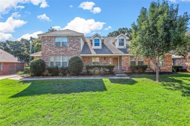 Lake Home For Sale in Arlington, Texas