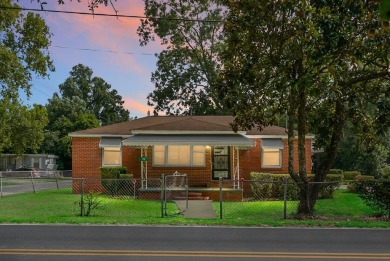 Lake Moultrie Home For Sale in Saint Stephen South Carolina