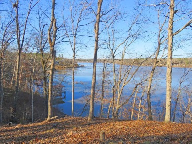For the discerning future homebuilder who demands a SPECTACULAR - Lake Lot For Sale in Hodges, South Carolina