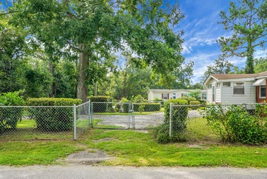 Here's your chance to own a beautiful brick home on a spacious - photo 4