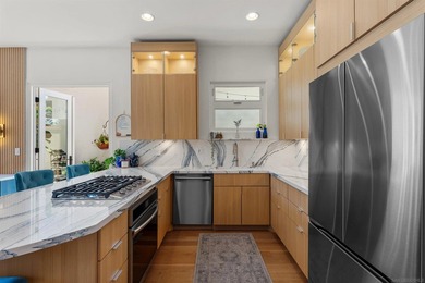 Spacious 4-bedroom home in a prime location with a top deck - photo 14