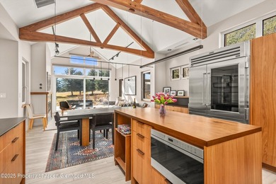 Exquisite Contemporary Home on the 5th Gold Tee Box of the - photo 15