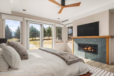 Exquisite Contemporary Home on the 5th Gold Tee Box of the - photo 18