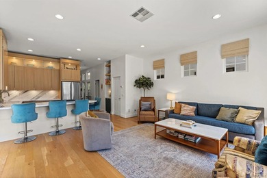 Spacious 4-bedroom home in a prime location with a top deck - photo 18