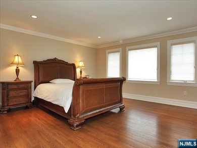 Explore Colonial-style masterpiece located in the prestigious - photo 19