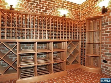 Explore Colonial-style masterpiece located in the prestigious - photo 23