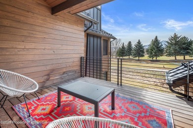 Exquisite Contemporary Home on the 5th Gold Tee Box of the - photo 28