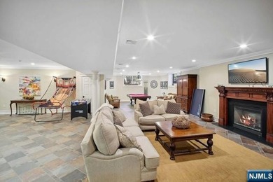 Explore Colonial-style masterpiece located in the prestigious - photo 28