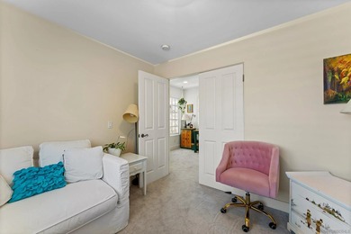 Spacious 4-bedroom home in a prime location with a top deck - photo 35