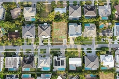 Nestled in the highly desirable Boca Villas neighborhood of East - photo 9