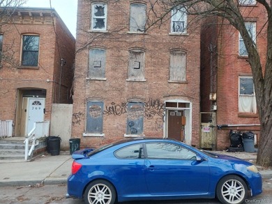 (private lake, pond, coastal) Home For Sale in Newburgh New York