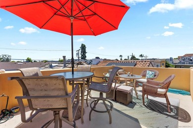 Spacious 4-bedroom home in a prime location with a top deck - photo 42