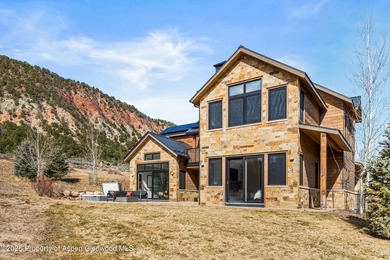 Exquisite Contemporary Home on the 5th Gold Tee Box of the - photo 44