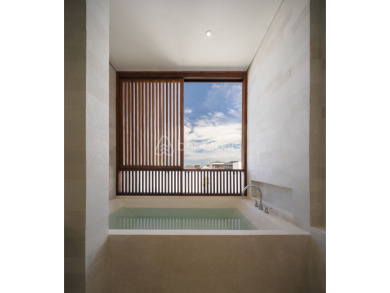 Luxurious and Modern 3 Bedroom Villa in The Heart of Berawa - photo 11