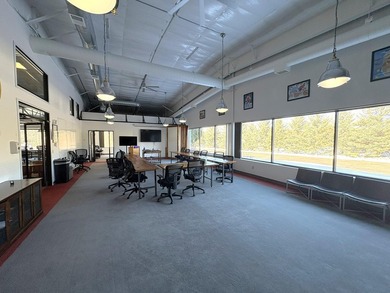 Discover a rare office and warehouse opportunity in Nisswa - photo 11